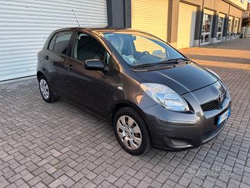 Toyota Yaris 1.0 Benzina 5 Porte