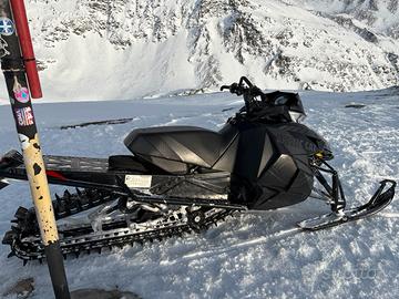 Arctic cat m800 limited