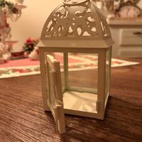 Lanterna bianca in metallo porta candela