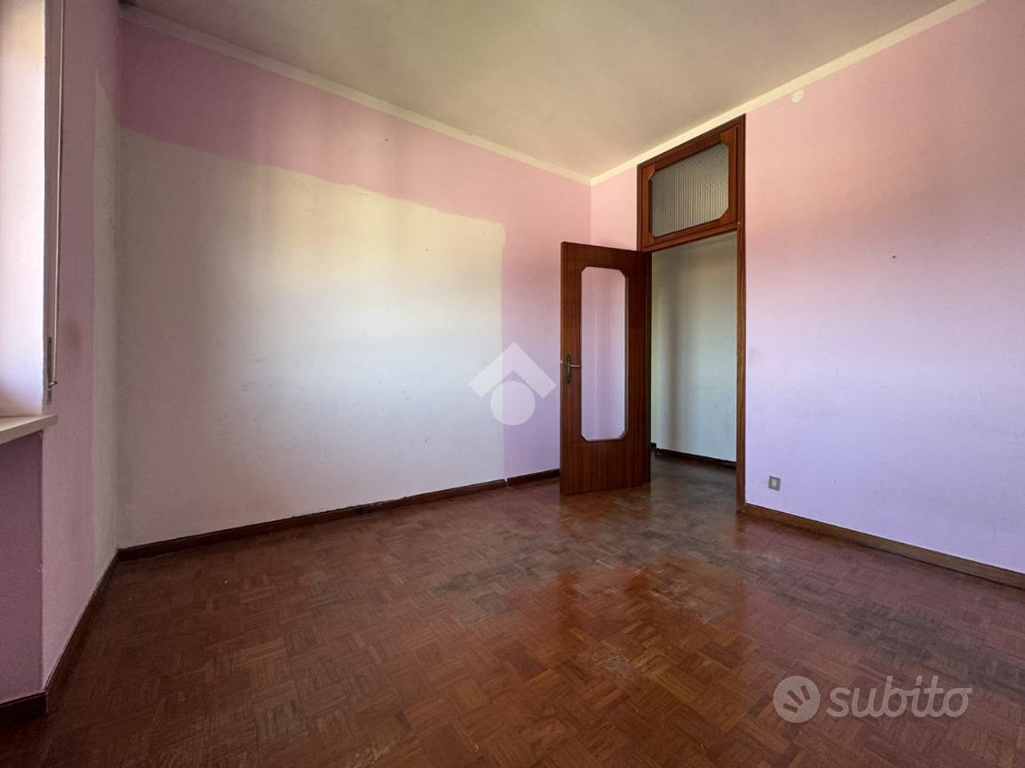3 LOCALI A STRADELLA - Vista 5