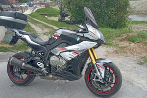 BMW s1000xr