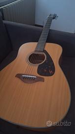 Yamaha FG800M 