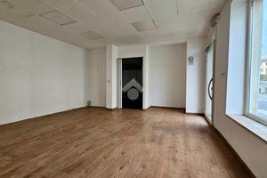 NEGOZIO A SAN VITO AL TAGLIAMENTO