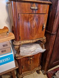 comodini d'epoca in stile barocco