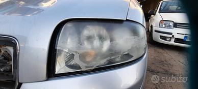 AUDI A2 2003 - FARO ANTERIORE SINISTRO