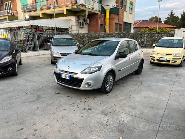 RENAULT CLIO 1.2 BENZINA 06.2010 100CV-UNICO PROPR