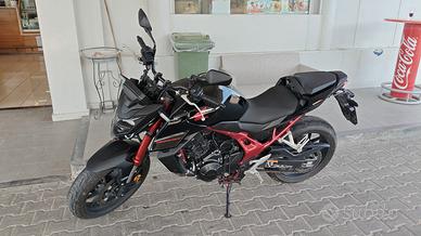 Honda Hornet 750 A2