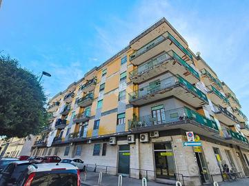 4 LOCALI A POMIGLIANO D'ARCO