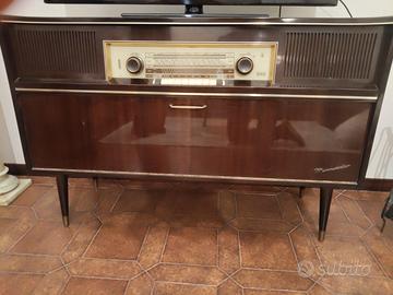 Mobile stereo e radio anni 60