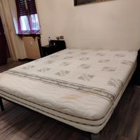 Letto matrimoniale a Busto Arsizio
