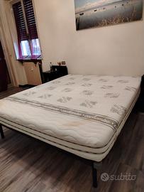 Letto matrimoniale a Busto Arsizio