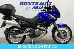 SUZUKI XF 650 FREEWIND - PAT A2 (35KW) + BAULE