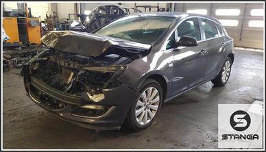 Ricambi Usati OPEL Astra J 2014
