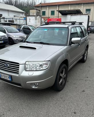 Subaru Forester 2.5 turbo 16V 230 cavalli