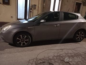 alfa romeo giulietta