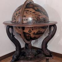 Mappamondo in legno porta liquori