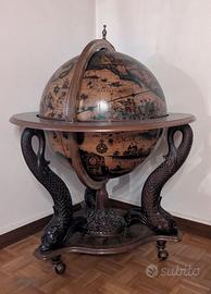 Mappamondo in legno porta liquori