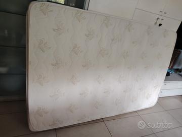 Materasso 1 pazza 1/2  con rete a doghe legno