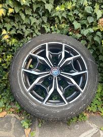 BMW X3 – Cerchi originali 19" + Nokian invernali 2