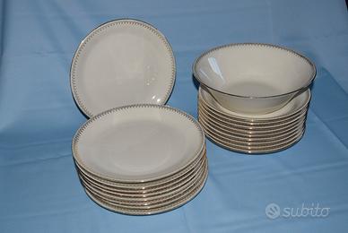 Servizio piatti in porcellana Tognana