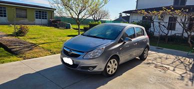 Opel Corsa 1.2 benzina manuale