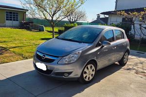 Opel Corsa 1.2 benzina manuale