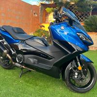 Yamaha t Max 560