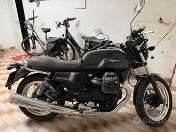 Moto Guzzi V7 III (3) Special 750cc