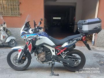 Honda Africa Twin 1100 (22) Garanzia 2028 + Tris