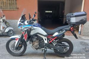 Honda Africa Twin 1100 (22) Garanzia 2028 + Tris
