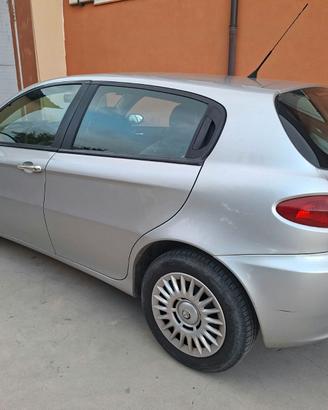 ALFA ROMEO 147 anno 2005