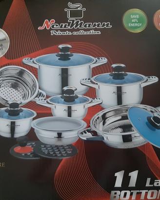 Set di pentole in acciaio inox nuove