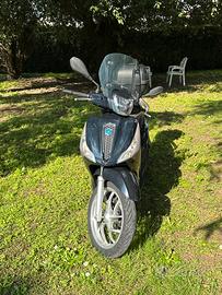 Medley 125 Nero Abisso 2023