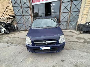 Ricambi Opel Agila 1.0 benz 60cv del 2004