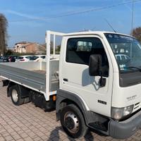 Nissan cabstar cassonato