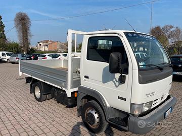 Nissan cabstar cassonato