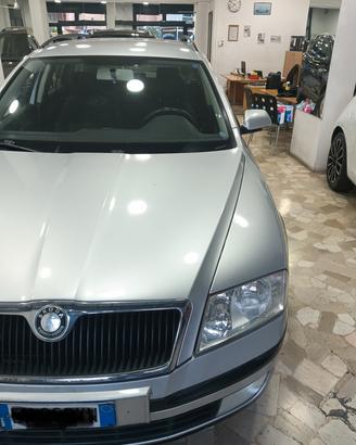 Skoda Octavia 2.0 TDI F.AP. Wagon Ambition