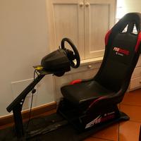 Simulatore di guida Thrustmaster