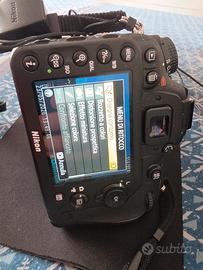 Nikon D7100 – Solo 8.979 Scatti! Pari al Nuovo