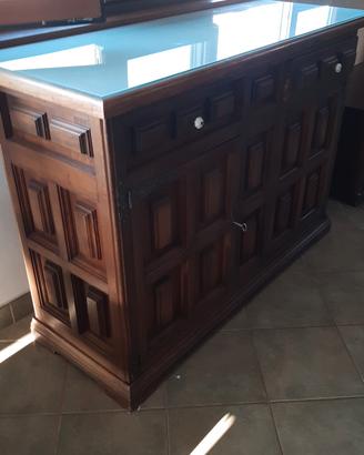 credenza spagnola