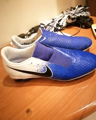 Nike phantom venom 40