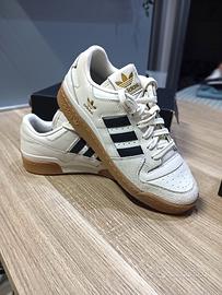Adidas Forum 84 low cl “white black gum”
