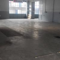 Posti camper, roulotte e furgoni box garage