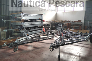 Ellebi NAUTICI 26/30 PIEDI 3500kg PRONTA CONSEGNA
