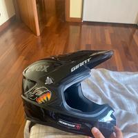 Casco uvex DH