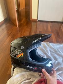 Casco uvex DH