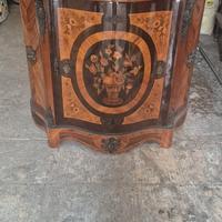 mobile bombato con piano in marmo