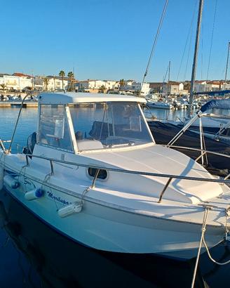 Barca a motore cabinata Saver 540 Cabin Fisher