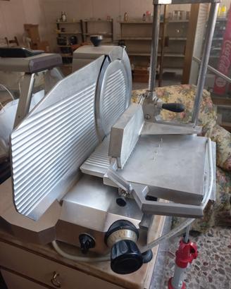 affettatrice professionale trifase