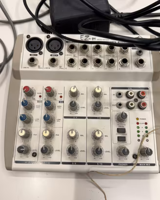 Mixer e supporti casse
